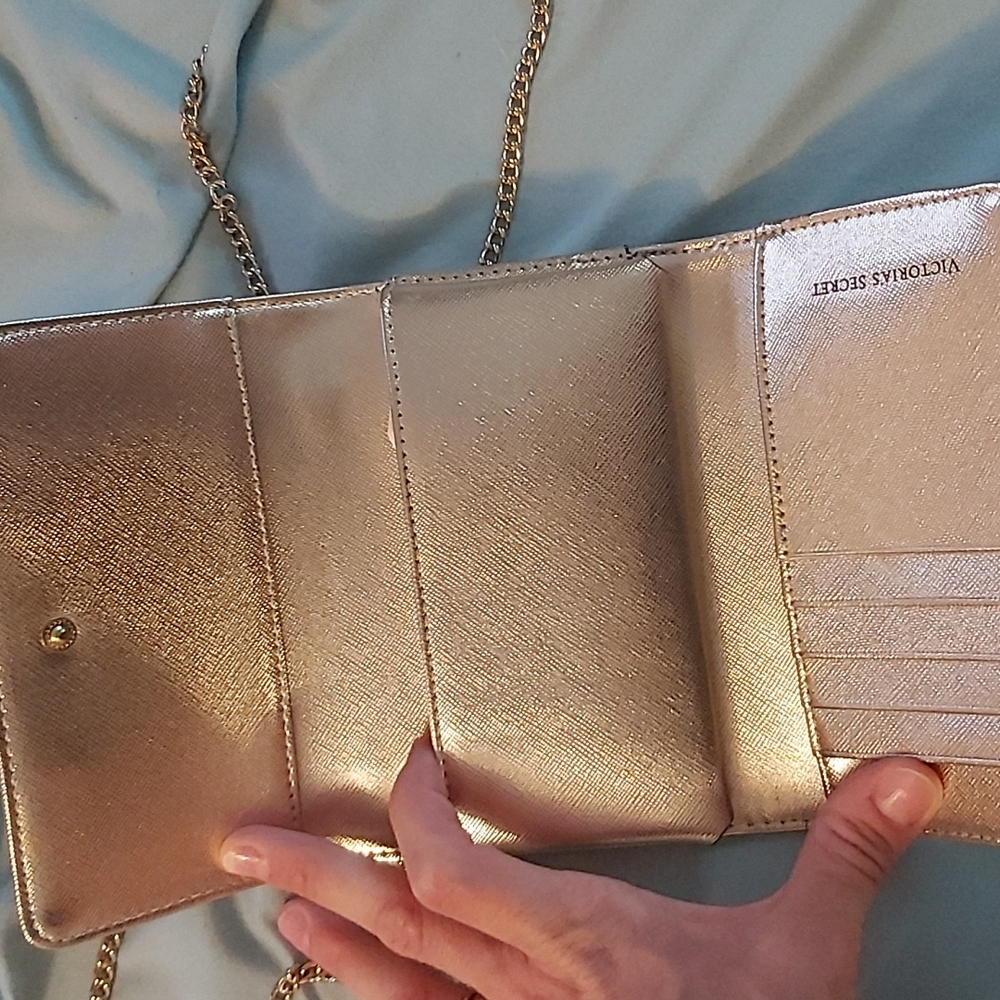 Nwot victoria's secret trifold gold chain pocketbook - Picture 2 of 7